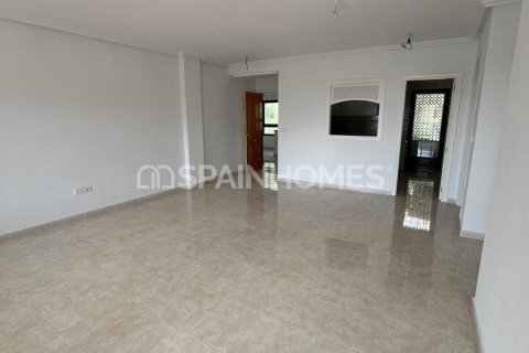 Dzīvoklis pārdošanā Orihuela, Alicante, Spānijā 2 istabas, 96 m2 Nr. 140111 - attēls 13