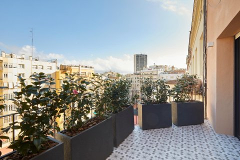 Apartment à vendre Barcelona, Espagne, 3 chambres, 250 m2 No. 133486 - photo 14