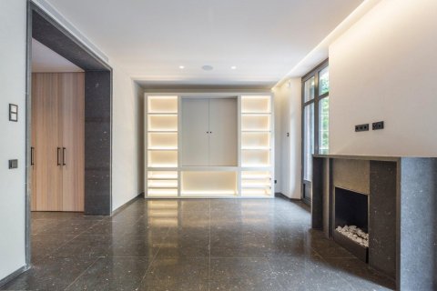 Apartment à vendre Eixample, Barcelona, Espagne, 2 chambres, 150 m2 No. 133484 - photo 3