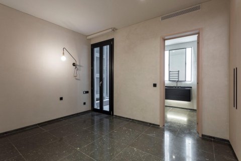 Apartment à vendre Eixample, Barcelona, Espagne, 2 chambres, 150 m2 No. 133484 - photo 19