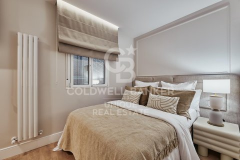 Apartamento en venta en Madrid, España 3 dormitorios, 86 m2 No. 157774 - foto 17