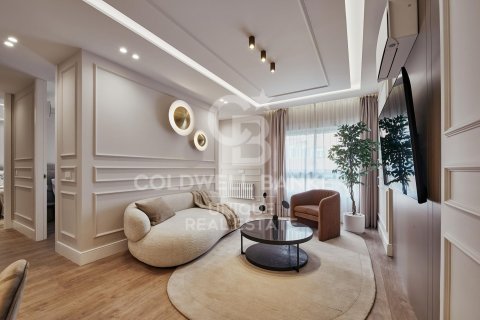 Apartamento en venta en Madrid, España 3 dormitorios, 86 m2 No. 157774 - foto 2