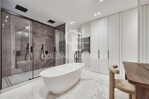 Apartamento en venta en Madrid, España 4 dormitorios, 235 m2 No. 157776 - foto 21