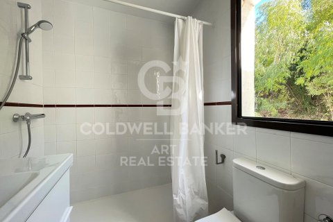 Kaupunkipientalo myytävänä Casares, Malaga, Espanja, 3 makuuhuonetta, 120 m2 No. 157779 - kuva 9