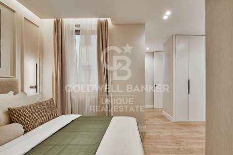 Apartamento en venta en Madrid, España 3 dormitorios, 105 m2 No. 157775 - foto 23