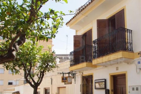 Villa in vendita a Calpe, Alicante, Spagna 7 camere da letto, 258 mq. N° 157777 - foto 5