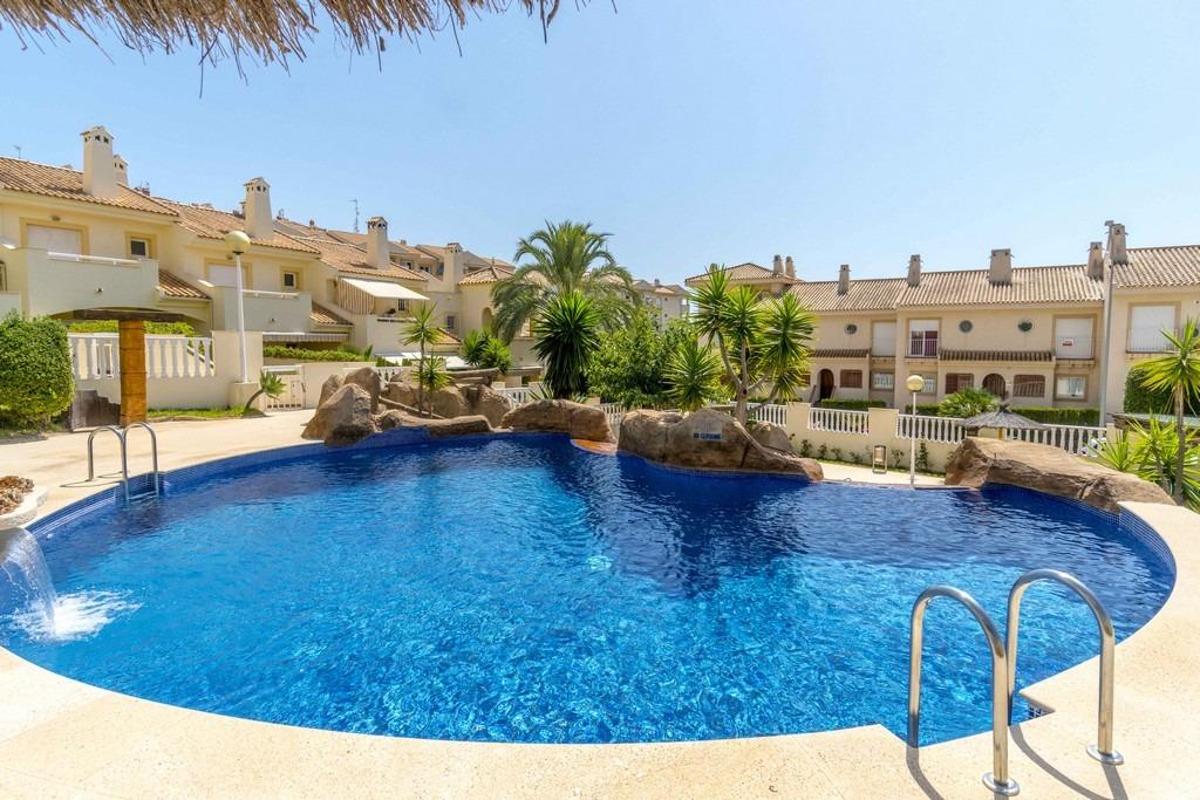 Huoneisto Alicante, Espanja 2 makuuhuonetta, 88 m2 No. 149153