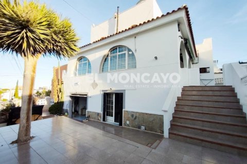 Вилла в Сан-Мигель-де-Салинас, Аликанте, Испания 6 спален, 289м2 №149154