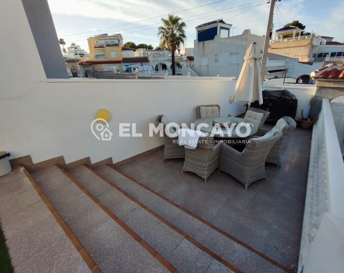 Villa San Miguel de Salinas, Alicante, Spānijā 6 istabas, 289 m2 Nr. 149154