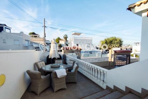 Villa en venta en San Miguel de Salinas, Alicante, España 6 dormitorios, 289 m2 No. 149154 - foto 7