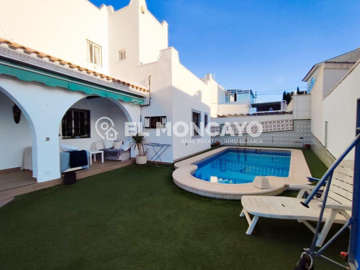 Villa San Miguel de Salinas, Alicante, Spānijā 6 istabas, 289 m2 Nr. 149154