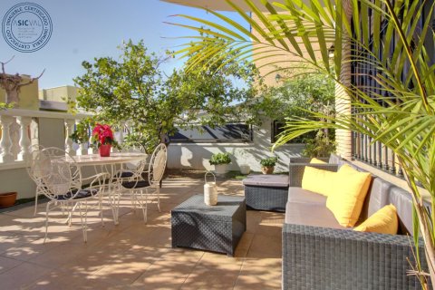 Villa a Almenara, Castellon, Spagna 5 camere da letto, 265 mq. N° 147512