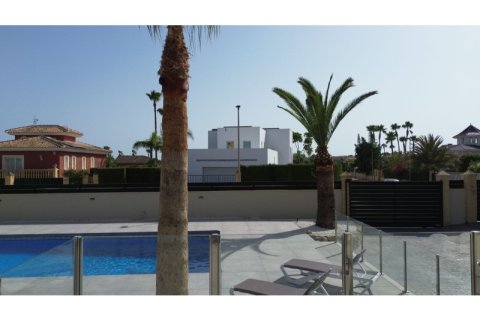 Villa zum Verkauf in L'Alfàs del Pi, Alicante, Spanien 4 Schlafzimmer,  Nr. 151523 - Foto 25