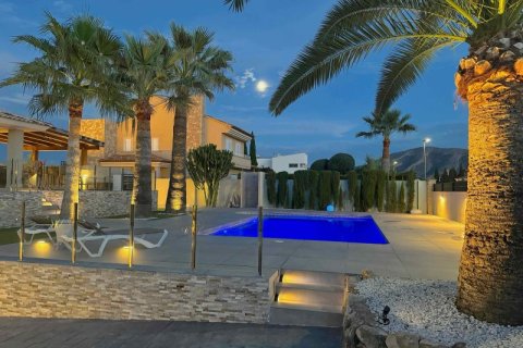 Villa zum Verkauf in L'Alfàs del Pi, Alicante, Spanien 4 Schlafzimmer,  Nr. 151523 - Foto 3