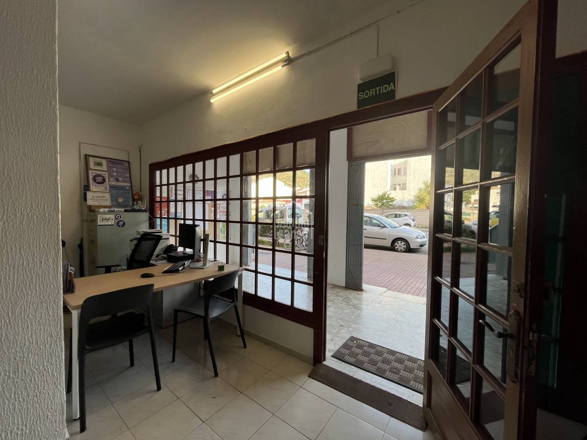 Commercial property à Ferreries, Menorca, Espagne 114 m2 No. 138481