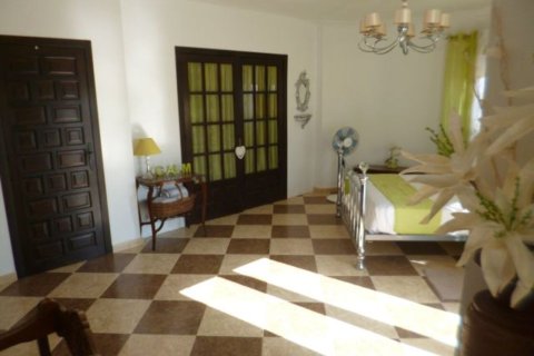 Villa till salu i Villamartin, Alicante, Spanien 5 sovrum, 203 kvm. Nr. 163118 - foto 26