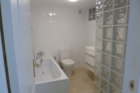 Villa till salu i Villamartin, Alicante, Spanien 5 sovrum, 203 kvm. Nr. 163118 - foto 8