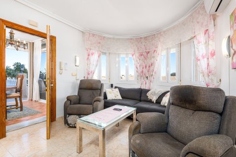 Villa in vendita a Torrevieja, Alicante, Spagna 5 camere da letto, 131 mq. N° 163114 - foto 7