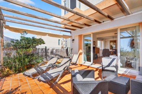 Casa adosada en venta en Finestrat, Alicante, España 3 dormitorios, 80 m2 No. 163113 - foto 2