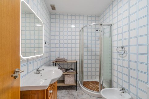 Dzīvoklis pārdošanā La Zenia, Alicante, Spānijā 3 istabas, 110 m2 Nr. 163115 - attēls 28