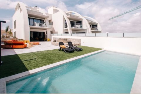 Apartamento en venta en Ciudad Quesada, Alicante, España 2 dormitorios, 105 m2 No. 144712 - foto 1