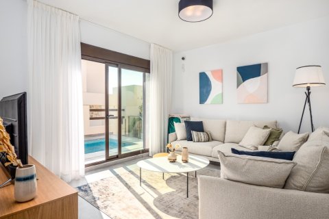 Продажа виллы в Вилламартин, Аликанте, Испания 3 спальни, 94м2 №144863 - фото 6