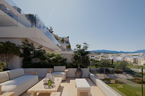 Apartament w Estepona, Malaga, Hiszpania 2 sypialnie, 137 mkw. nr 169340 – zdjęcie 2