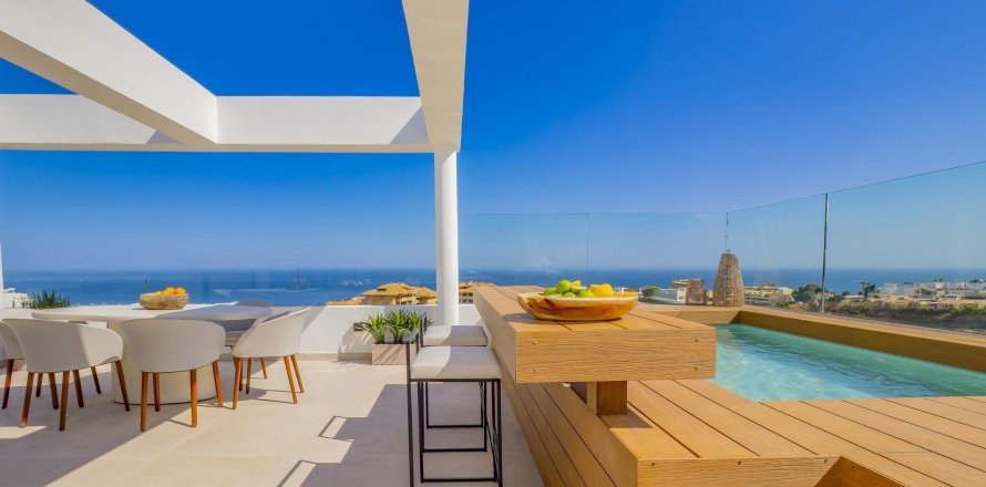 Townhouse à Fuengirola, Malaga, Espagne 4 chambres, 177 m2 No. 169338