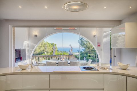 Villa for rent Portals Nous, Mallorca, Spain 5 bedrooms, 543 sq.m. No. 111772 - photo 8