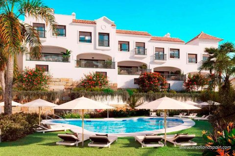 Продажа таухауса в Эстепона, Малага, Испания 3 спальни, 262м2 №142858 - фото 2