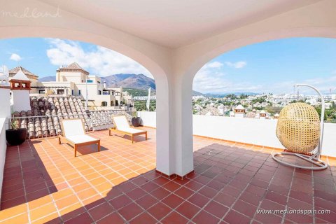 Продажа таухауса в Эстепона, Малага, Испания 3 спальни, 262м2 №142858 - фото 9