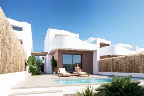 Villa a Los Montesinos, Alicante, Spagna 3 camere da letto, 129 mq. N° 166862