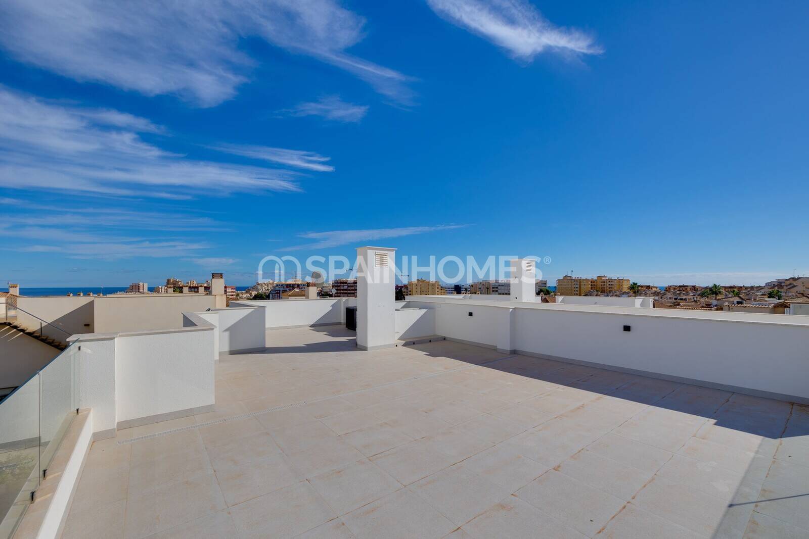 Huvila Torrevieja, Alicante, Espanja 4 makuuhuonetta, 202 m2 No. 166861