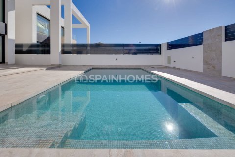 Villa pārdošanā Torrevieja, Alicante, Spānijā 4 istabas, 202 m2 Nr. 166861 - attēls 9