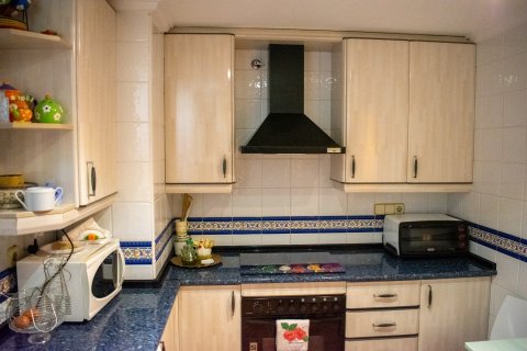 Продажа квартиры в Гуардамар-дель-Сегура, Аликанте, Испания 3 спальни, 106м2 №119035 - фото 24
