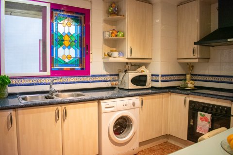 Продажа квартиры в Гуардамар-дель-Сегура, Аликанте, Испания 3 спальни, 106м2 №119035 - фото 19
