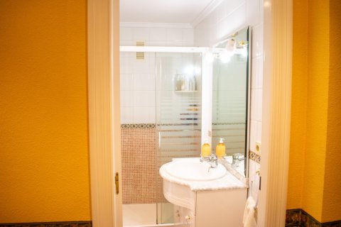 Продажа квартиры в Гуардамар-дель-Сегура, Аликанте, Испания 3 спальни, 106м2 №119035 - фото 12