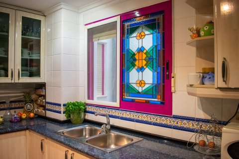 Продажа квартиры в Гуардамар-дель-Сегура, Аликанте, Испания 3 спальни, 106м2 №119035 - фото 22
