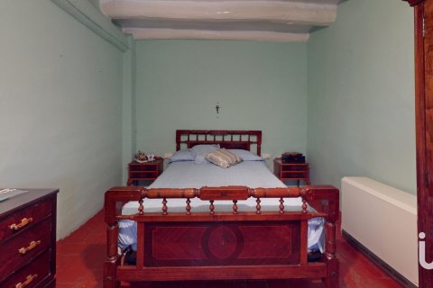 Kamienica w Casserres, Barcelona, Hiszpania 5 sypialni, 300 mkw. nr 153881 – zdjęcie 12