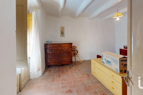 Kamienica w Casserres, Barcelona, Hiszpania 5 sypialni, 300 mkw. nr 153881 – zdjęcie 16