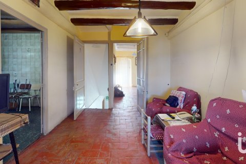 Kamienica w Casserres, Barcelona, Hiszpania 5 sypialni, 300 mkw. nr 153881 – zdjęcie 11