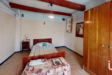 Kamienica w Casserres, Barcelona, Hiszpania 5 sypialni, 300 mkw. nr 153881 – zdjęcie 18