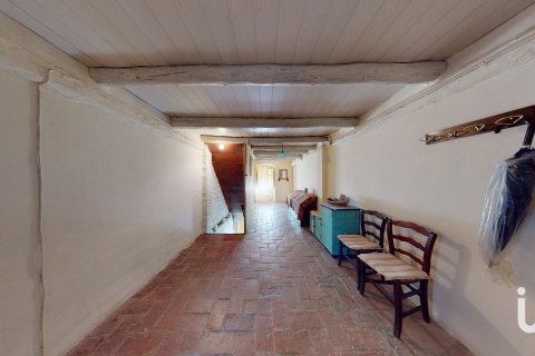 Kamienica w Casserres, Barcelona, Hiszpania 5 sypialni, 300 mkw. nr 153881 – zdjęcie 20