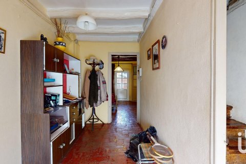 Kamienica w Casserres, Barcelona, Hiszpania 5 sypialni, 300 mkw. nr 153881 – zdjęcie 8