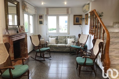 House for sale in Oliva, Valencia, Spain 4 bedrooms, 370 sq.m. No. 153882 - photo 11