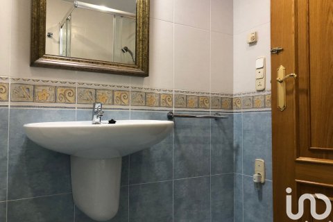 House for sale in Oliva, Valencia, Spain 4 bedrooms, 370 sq.m. No. 153882 - photo 24