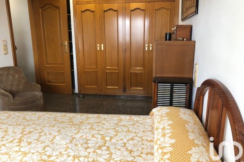 House for sale in Oliva, Valencia, Spain 4 bedrooms, 370 sq.m. No. 153882 - photo 18