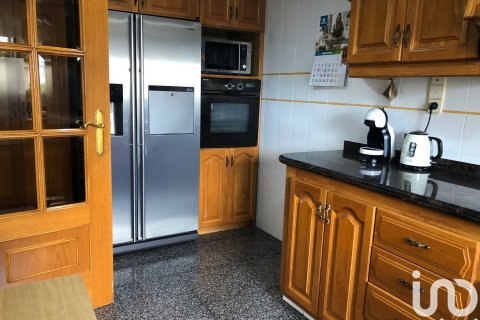 House for sale in Oliva, Valencia, Spain 4 bedrooms, 370 sq.m. No. 153882 - photo 23