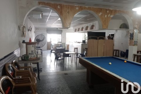Продажа коммерческой недвижимости в Каньяда Росаль, Севилья, Испания 332м2 №153876 - фото 3