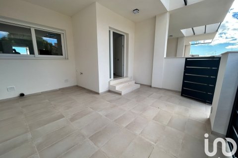 Dom w Pilar de la Horadada, Alicante, Hiszpania 3 sypialnie, 130 mkw. nr 153877 – zdjęcie 2